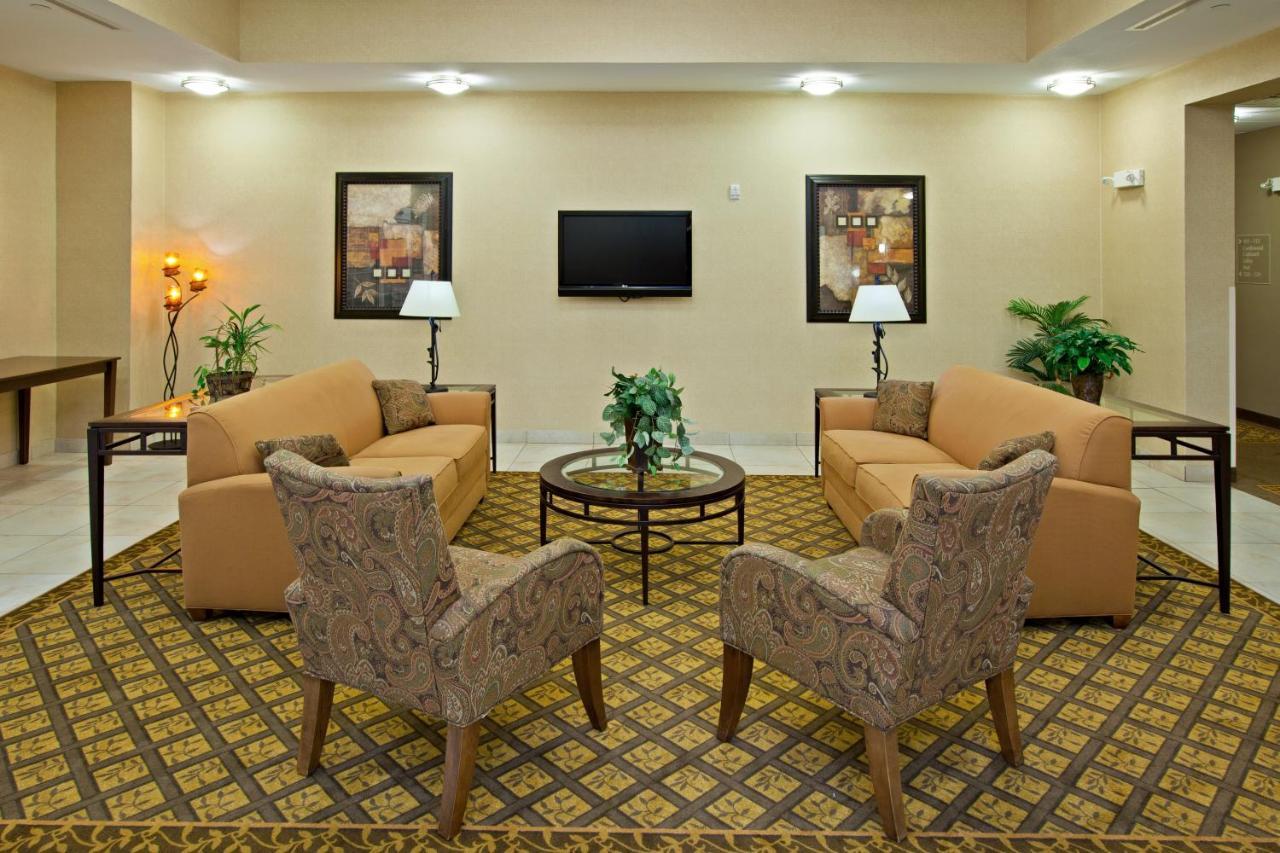 Candlewood Suites Louisville North, An Ihg Hotel Clarksville Zewnętrze zdjęcie